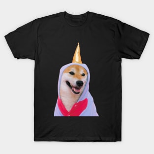 Funny dog in unicorn costume T-Shirt